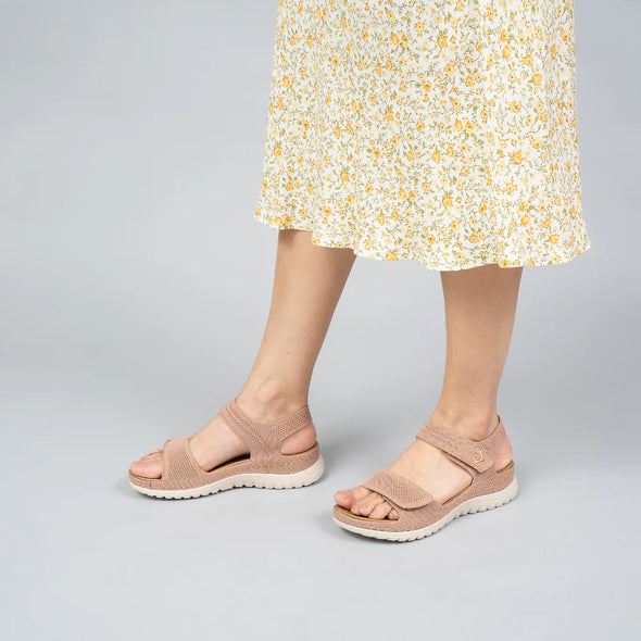 CC Resorts 'Ram Flyknit Sandal'  - Tan