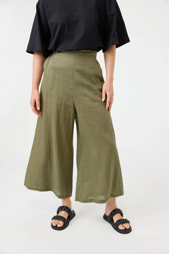 Eb & Ive 'Studio Crop Pant' - Khaki