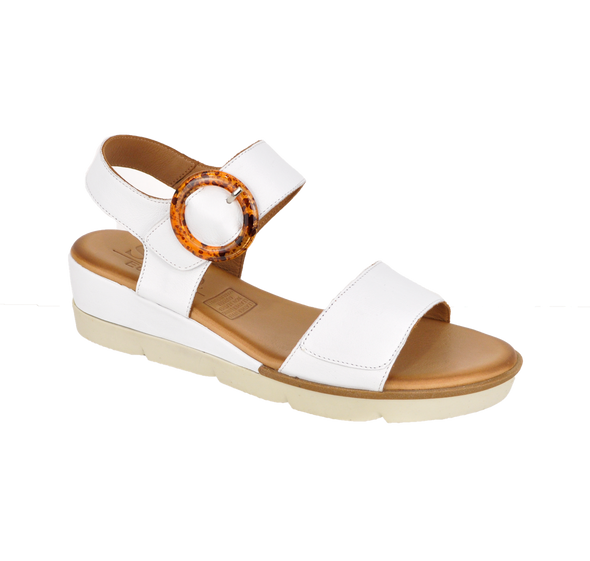 Sala 'Diana Wedge Sandal'  - White
