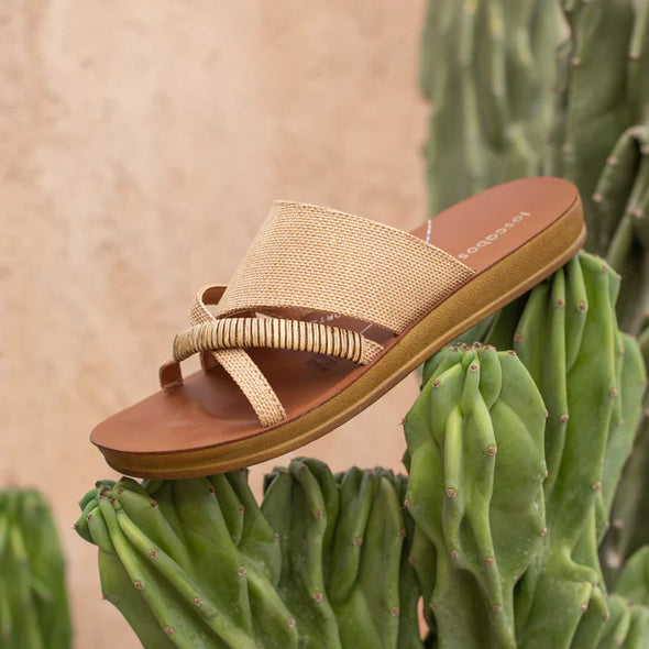 Los Cabos 'Bride Flat Slide' - Caramel Rafia