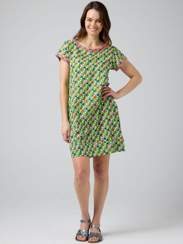 Cake "Barbara Dress' - Birdie