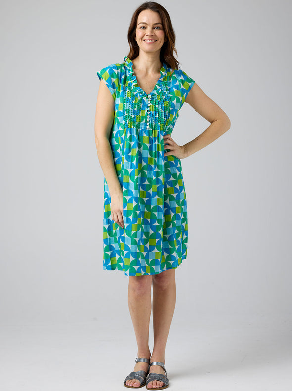 Cake 'Darling Dress' - Square Circle