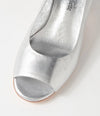 Django & Juliette 'Jianas Sling Back Heel' - Silver