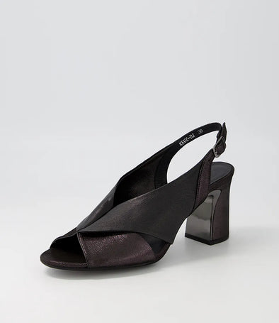 Django & Juliette 'Kruz Sandal' - Black Black-Shimmer