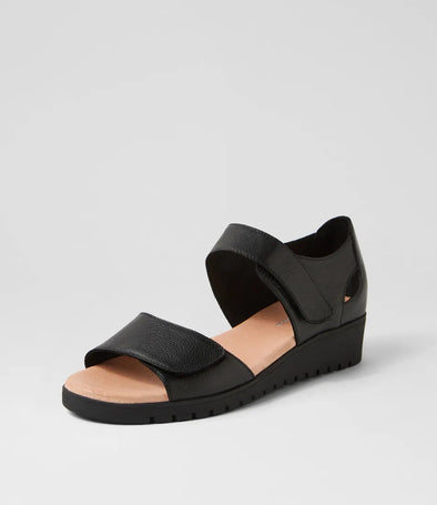 Django & Juliette 'Monte Sandal' - Black Black Sole