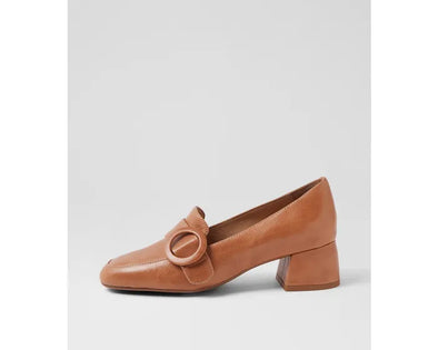 Django & Juliette 'Cayene Pump Heel' - Tan
