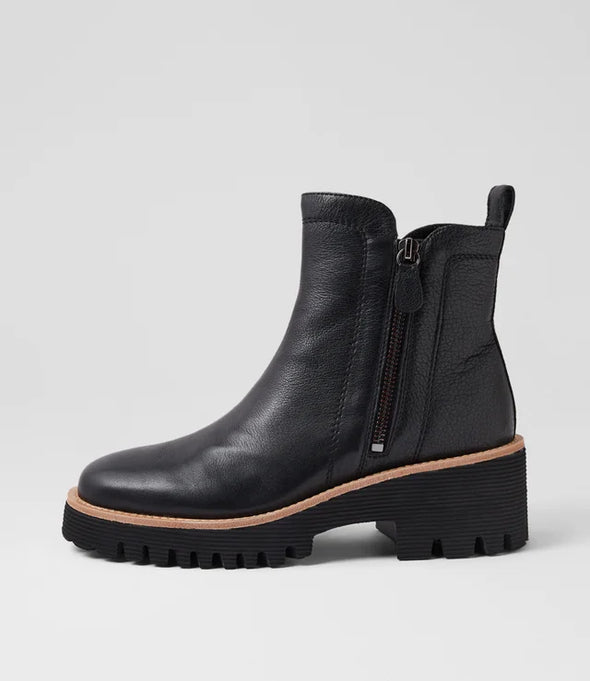Django & Juliette 'Waizey Boot' - Black Black Sole