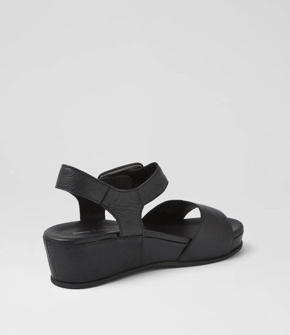 Django & Juliette 'Fedila Wedge Sandal' - Black