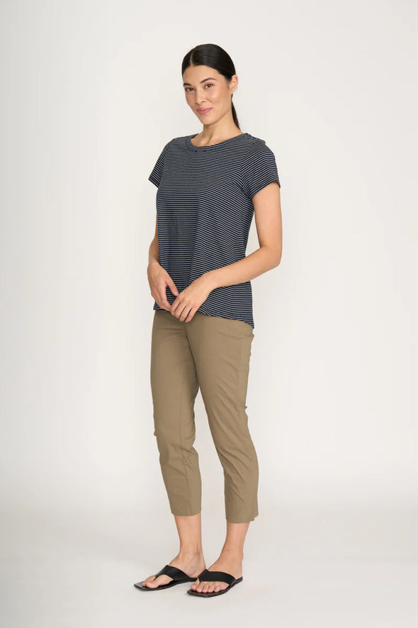 Foil 'Fuss Free Trapeze Capri Pant' - Dune