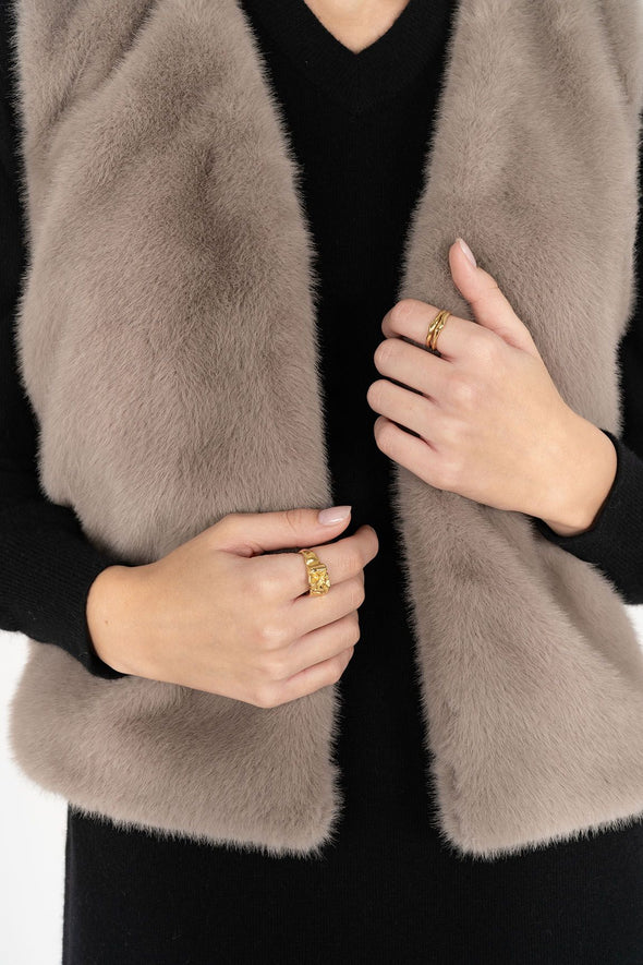 Humidity 'Vienna Faux Fur Vest' - Smoke