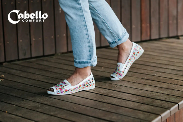 Cabello 'Lulu Slip On' - White Floral