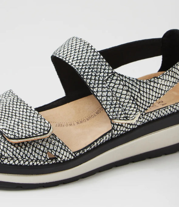 Ziera 'Gedd Back-In Sandal' - Black Gold Print