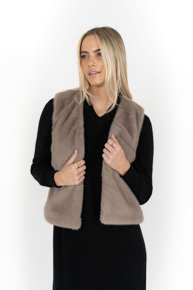 Humidity 'Vienna Faux Fur Vest' - Smoke