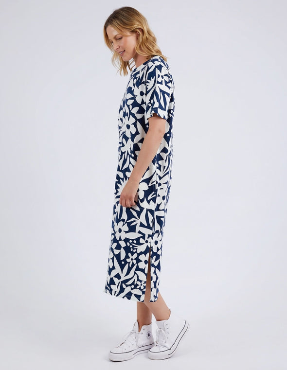 ELM 'Stencil Floral Tee Dress' - Navy