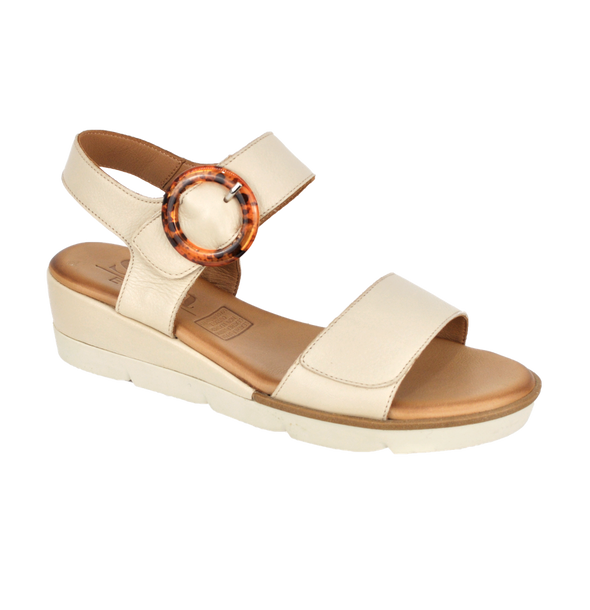 Sala 'Diana Wedge Sandal' - Bone